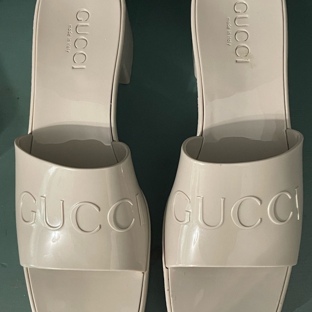 AUTHENTIC GUCCI RUBBER SLIDE SANDAL MULES 90s - Picture 2 of 10